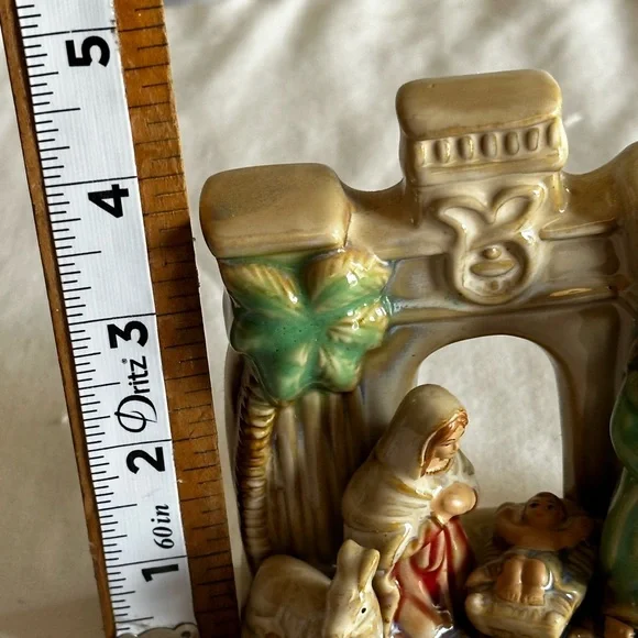 NATIVITY SCENE HOLY FAMILY CERAMIC HIGH GLOSS CHRISTMAS DECOR - Picture 8 of 10